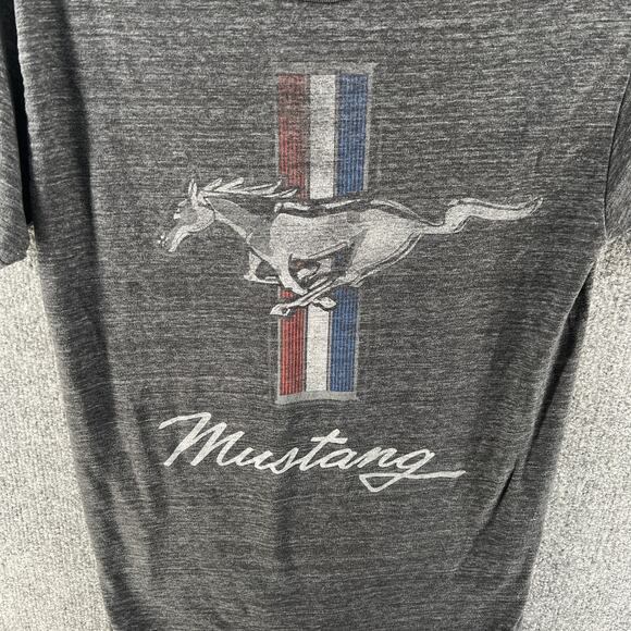 Ford Mustang Shirt Mens Medium Gray Short Sleeve Logo Cars Crew Neck - Picture 4 of 10